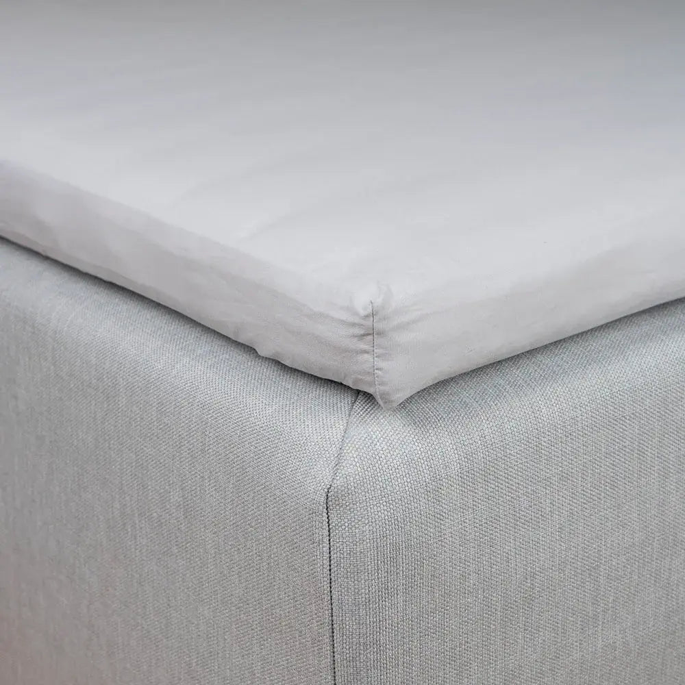 Arata kuvertlagen | 90 x 200 cm – Grå – 8 cm – lys grå