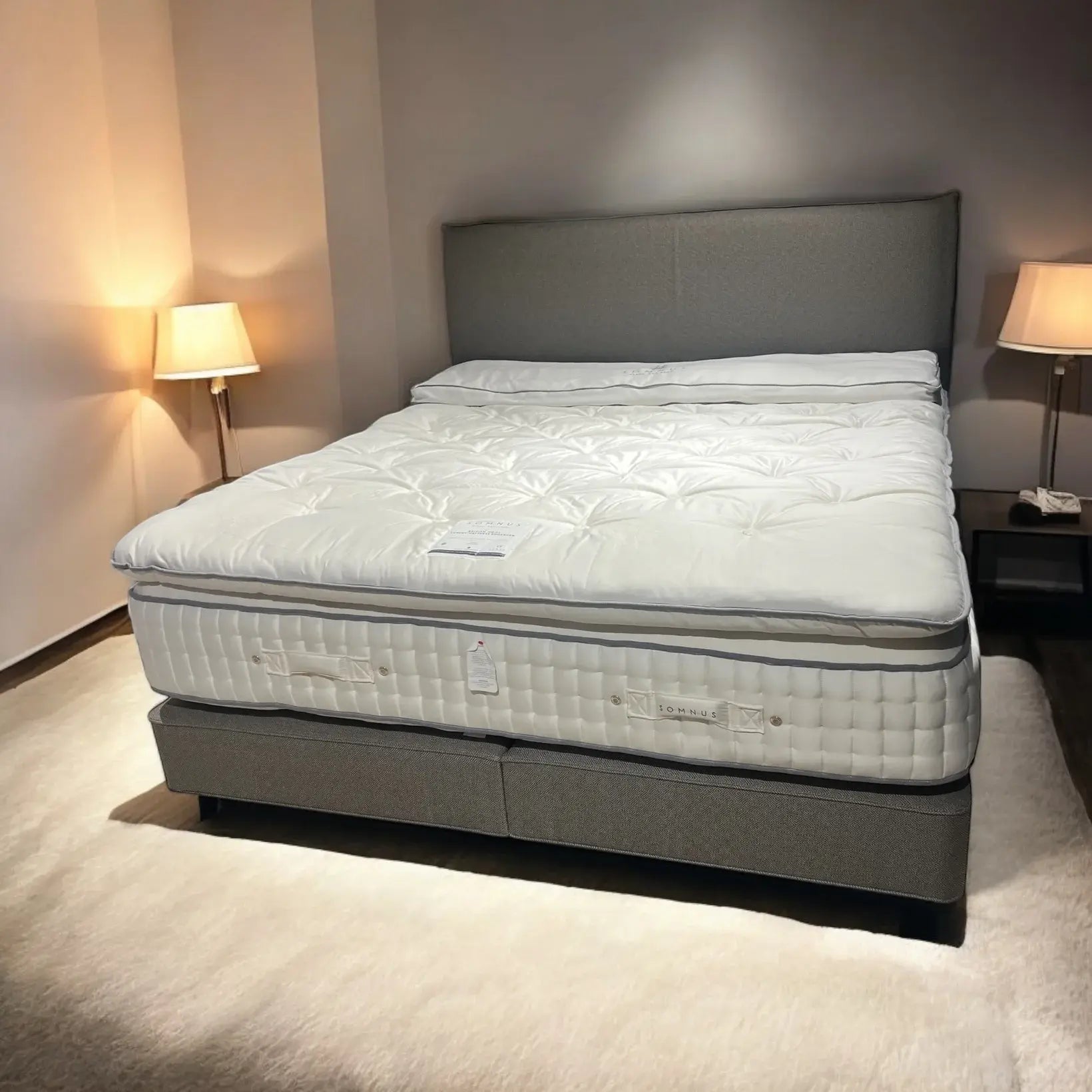 UDSTILLINGSMODEL Somnus Virtus 15000 kontinentalseng 180x200