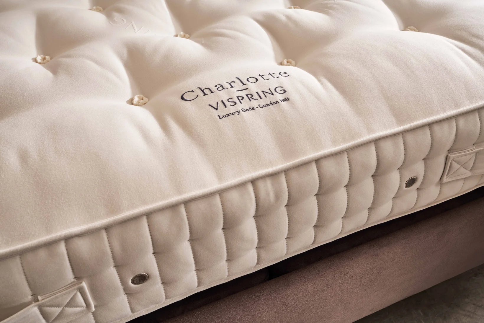 VISPRING Limited Edition CHARLOTTE  seng 180x200 med fjedrebund